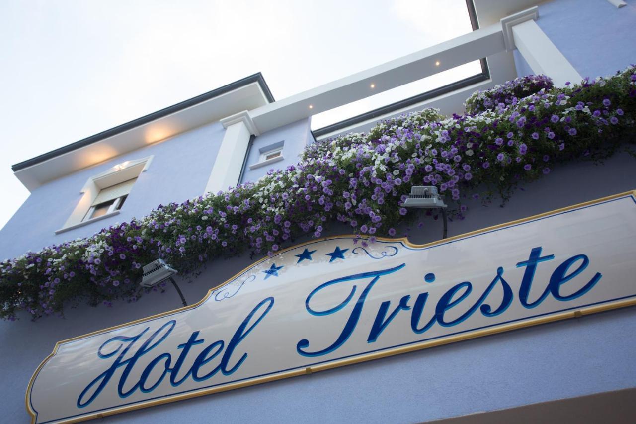 Hotel Trieste Cesenatico Buitenkant foto